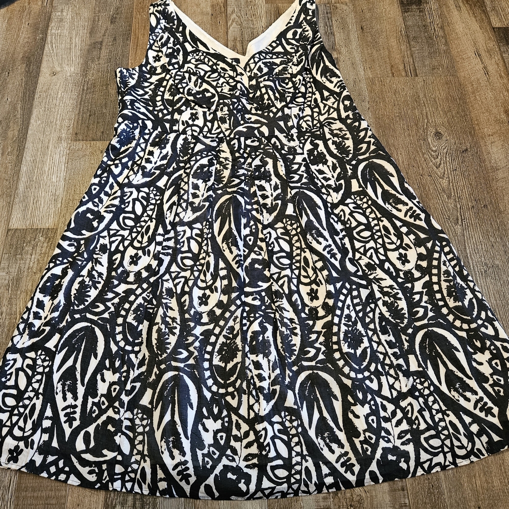 Lands End Black & White Spring Dress